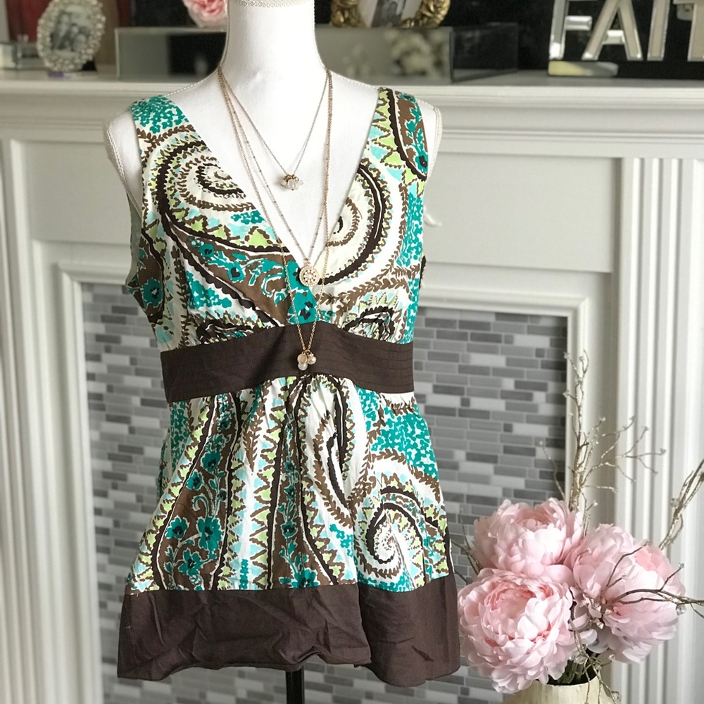 Sleeveless top